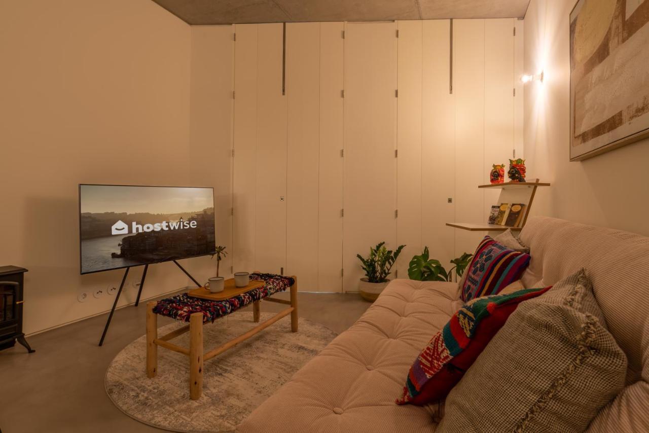 Host Wise - Luxurious Private Flats - Balcony Apartment Порто Екстериор снимка