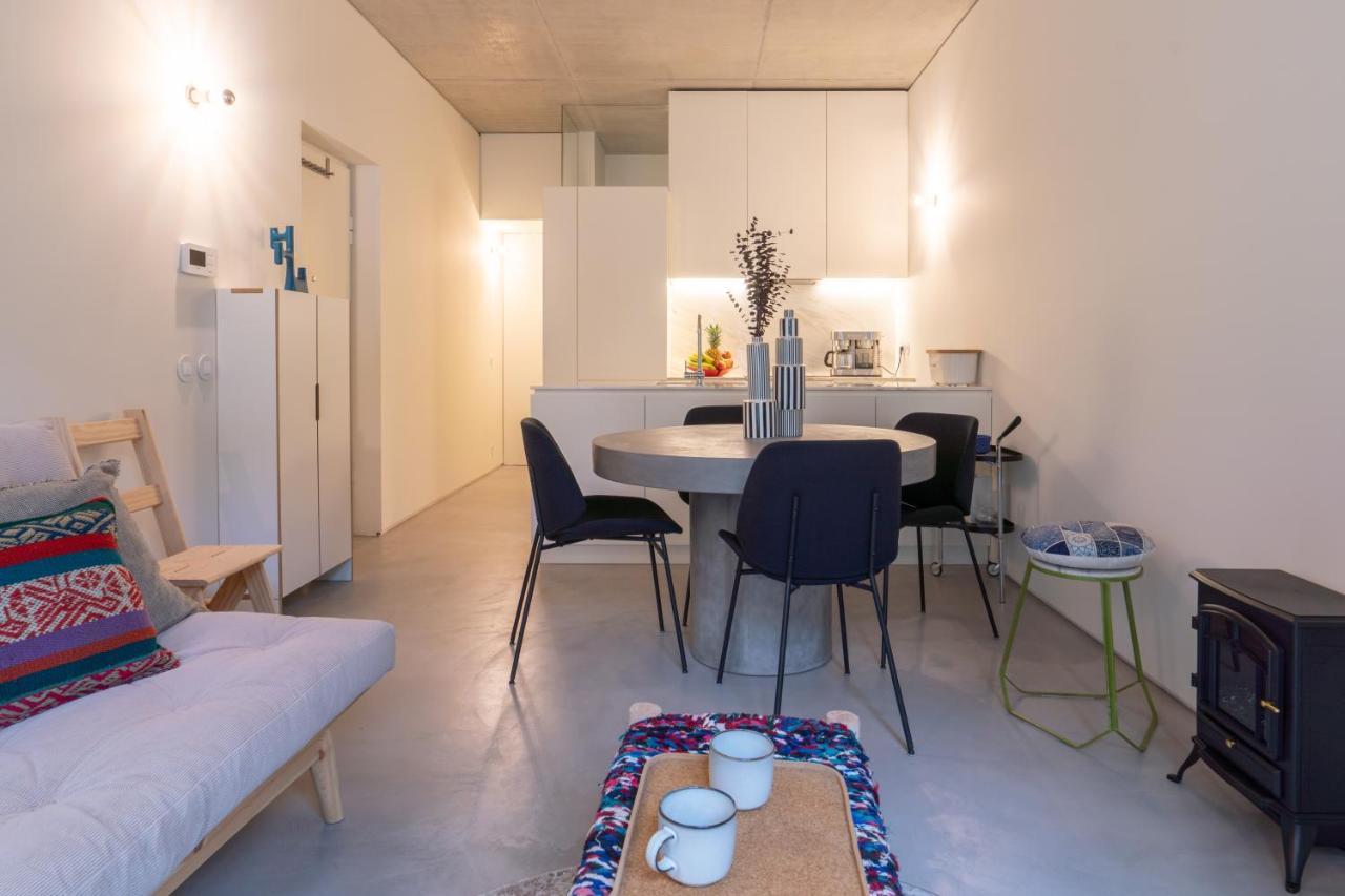 Host Wise - Luxurious Private Flats - Balcony Apartment Порто Екстериор снимка