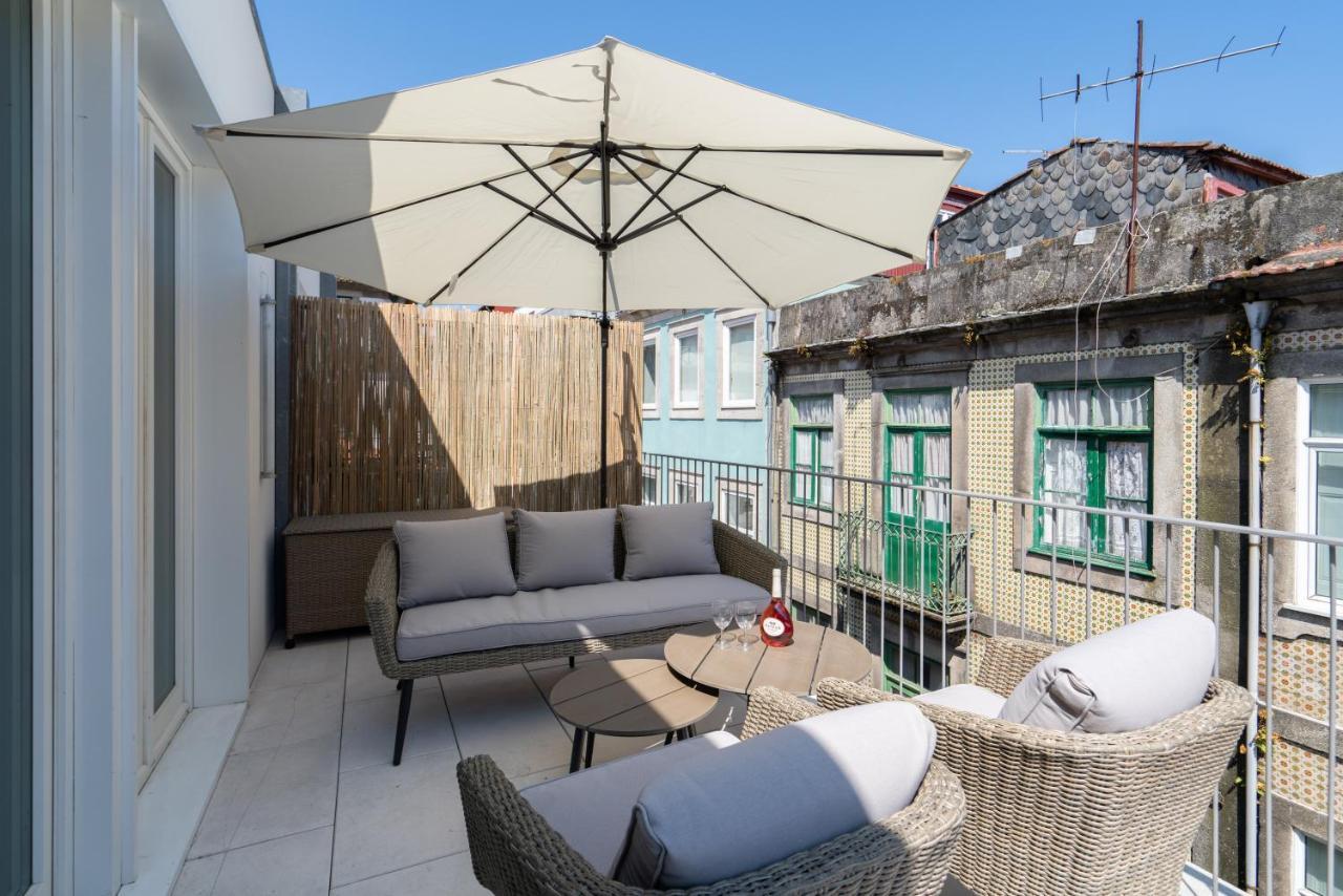 Host Wise - Luxurious Private Flats - Balcony Apartment Порто Екстериор снимка