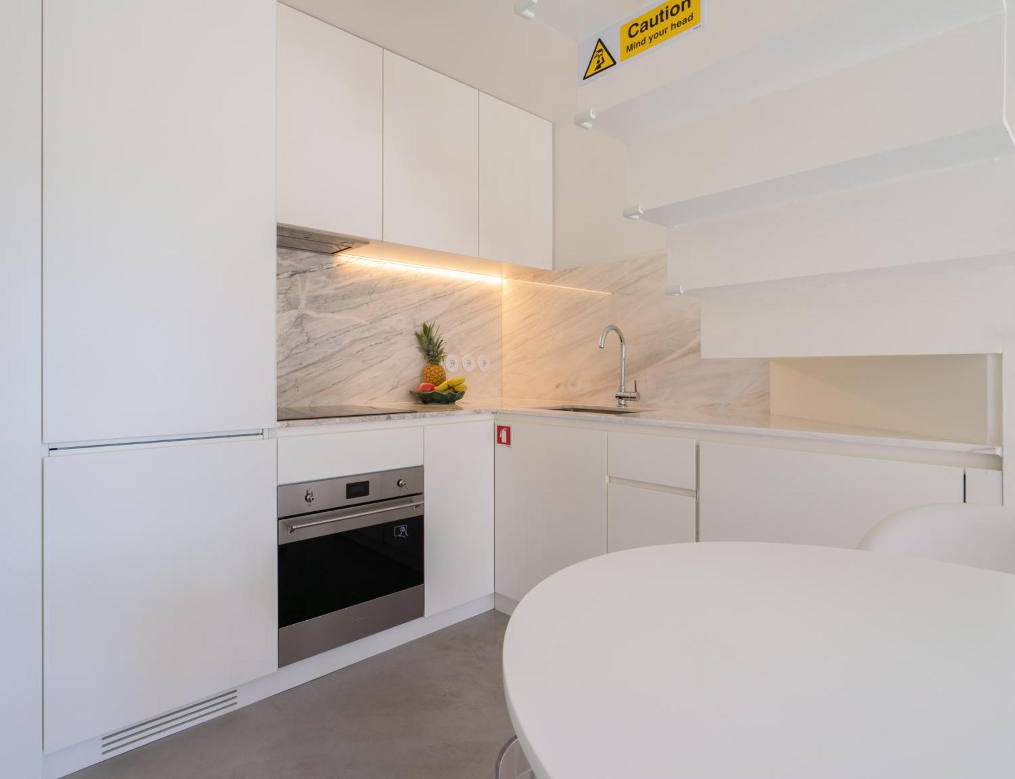 Host Wise - Luxurious Private Flats - Balcony Apartment Порто Стая снимка
