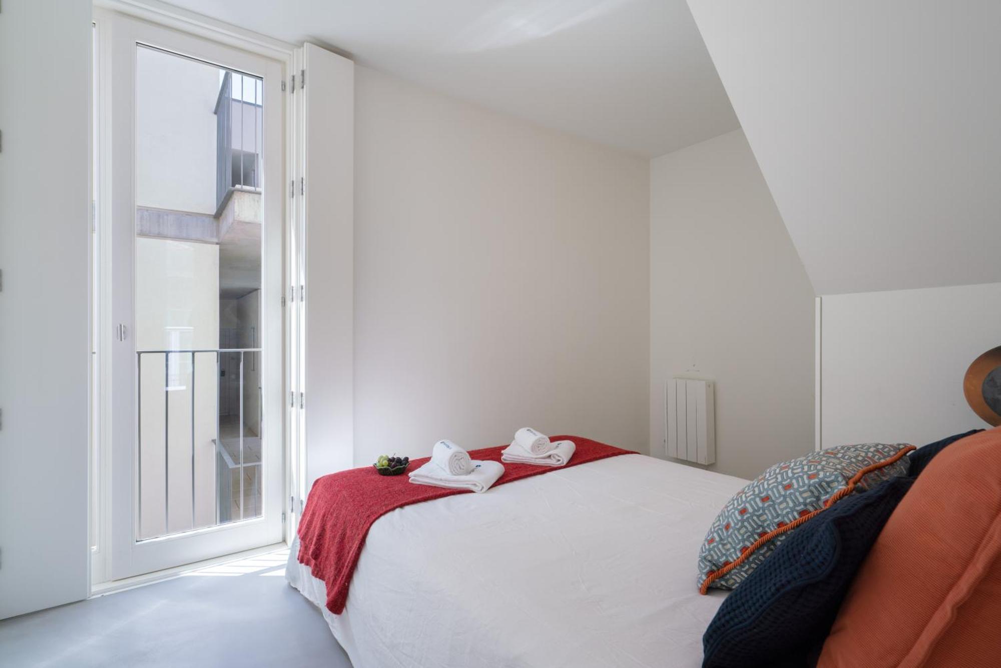Host Wise - Luxurious Private Flats - Balcony Apartment Порто Стая снимка